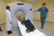 Монтаж и пуск томографа в Национальном институте рака, переданного учреждению Фондом Виктора Пинчука